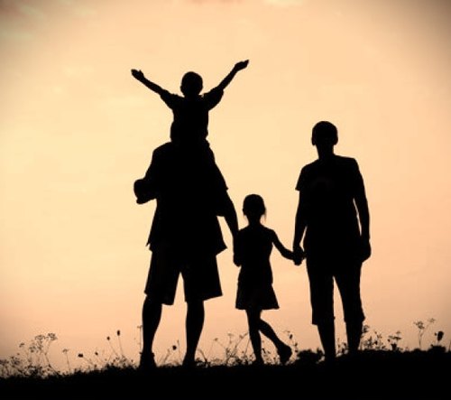 Родители и деца: Какво се обърка и какво може да се направи? Да стоим до децата си, съветват д-р Г. Мате и д-р Г. Нюфелд