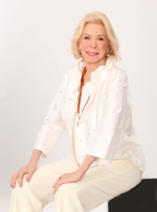 Август – месец на Луиз Хей в КИБЕА